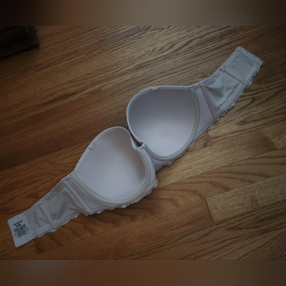 Torrid Strapless Bra - Picture 6 of 13